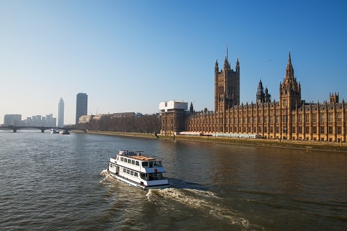 Travel the Thames
