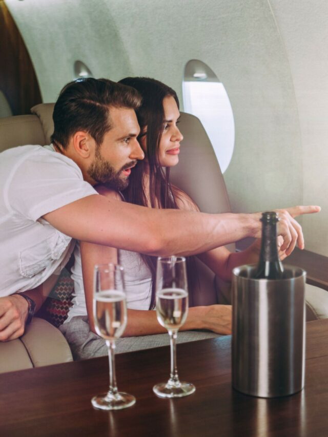 cropped-what-flying-first-class-is-really-like-and-how-to-decide-if-its