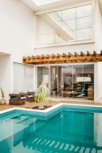 7 Best Hotel Pools in Los Angeles